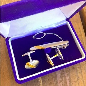 Authentic LONGINES cufflinks w/tie pin set🌟🌟🌟